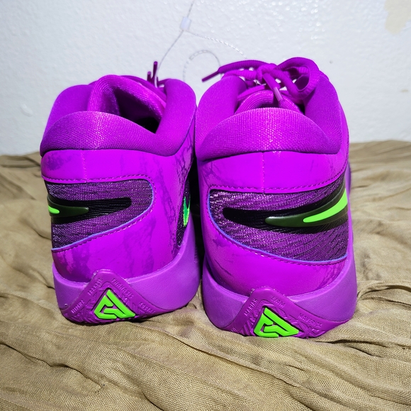 Nike Giannis Freak 6 EP Bold Berry Hyper Violet Men’s Basketball Shoes 10.5 - Picture 4 of 16